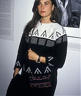 Filename=75.jpg
Filesize=1077KiB
Dimensions=1350x2048
Date added=Feb 09, 2025 75.jpg