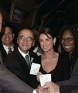 Filename=44.jpg
Filesize=1074KiB
Dimensions=2048x1392
Date added=Feb 15, 2025 44.jpg