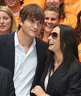 09.jpg