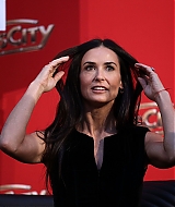144.jpg