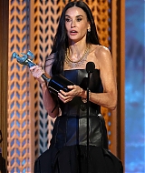 228.jpg