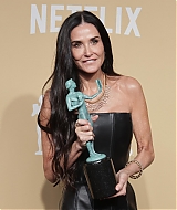 947.jpg